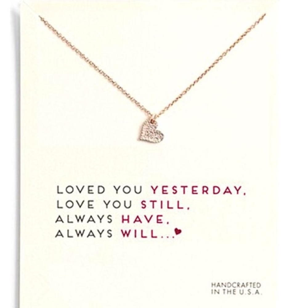 NEW✨ 18k Gold Heart Necklace Love Gift on Card